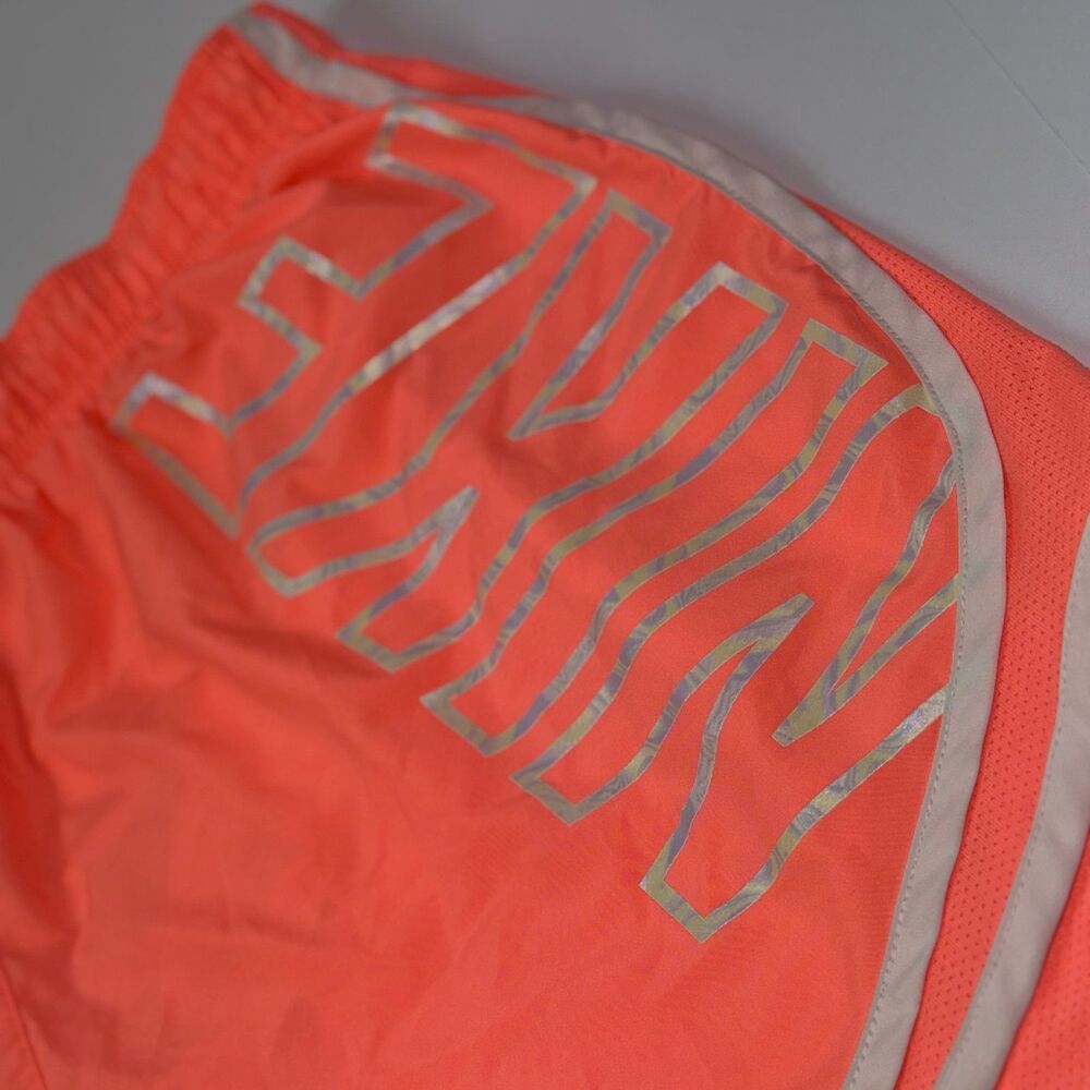 Nike Dri Fit Tempo Running Shorts XL Pink Coral - Picture 2 of 8